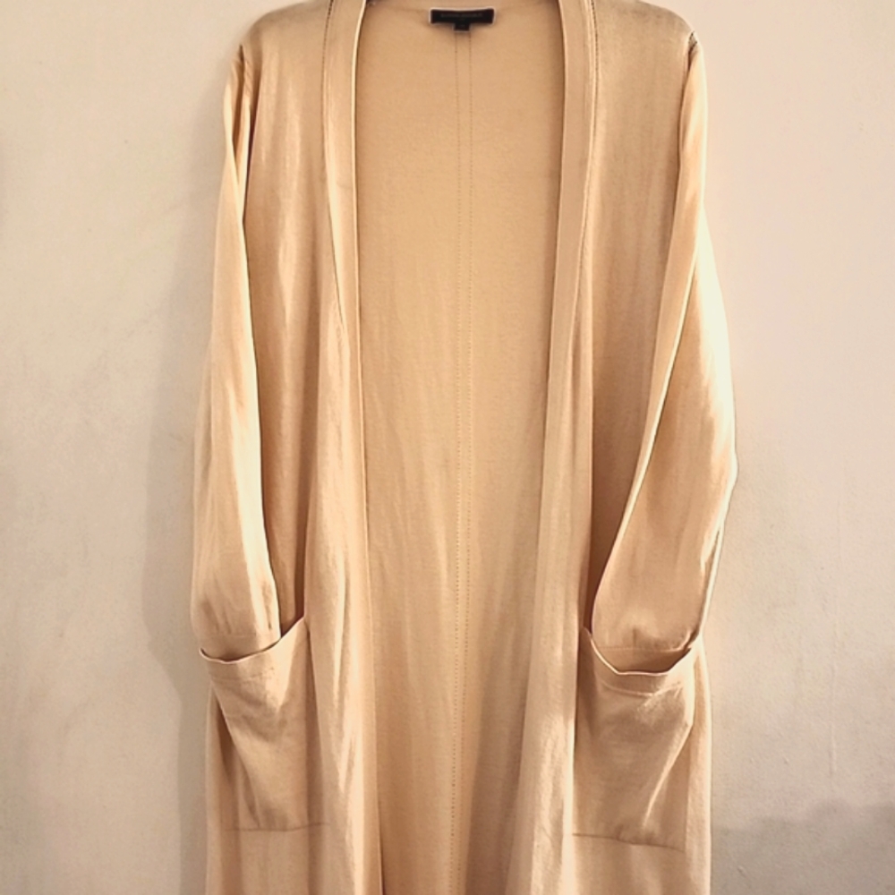 Banana Republic Elegant Cream Long Sleeve Light Cardigan Sweater/Duster, Medium